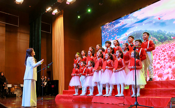 视觉与表演艺术课程